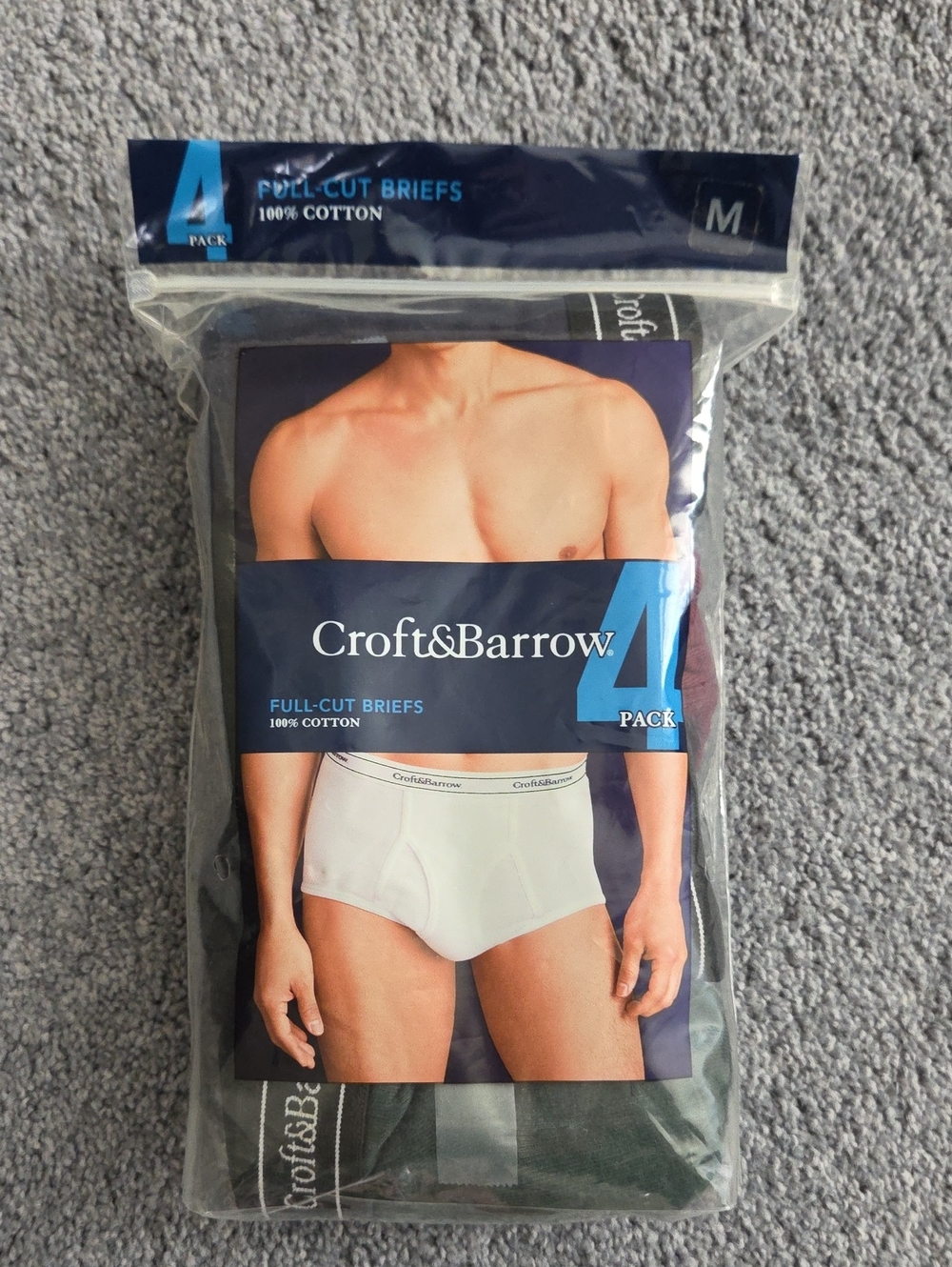 Croft & Barrow Mens Briefs. Size Medium